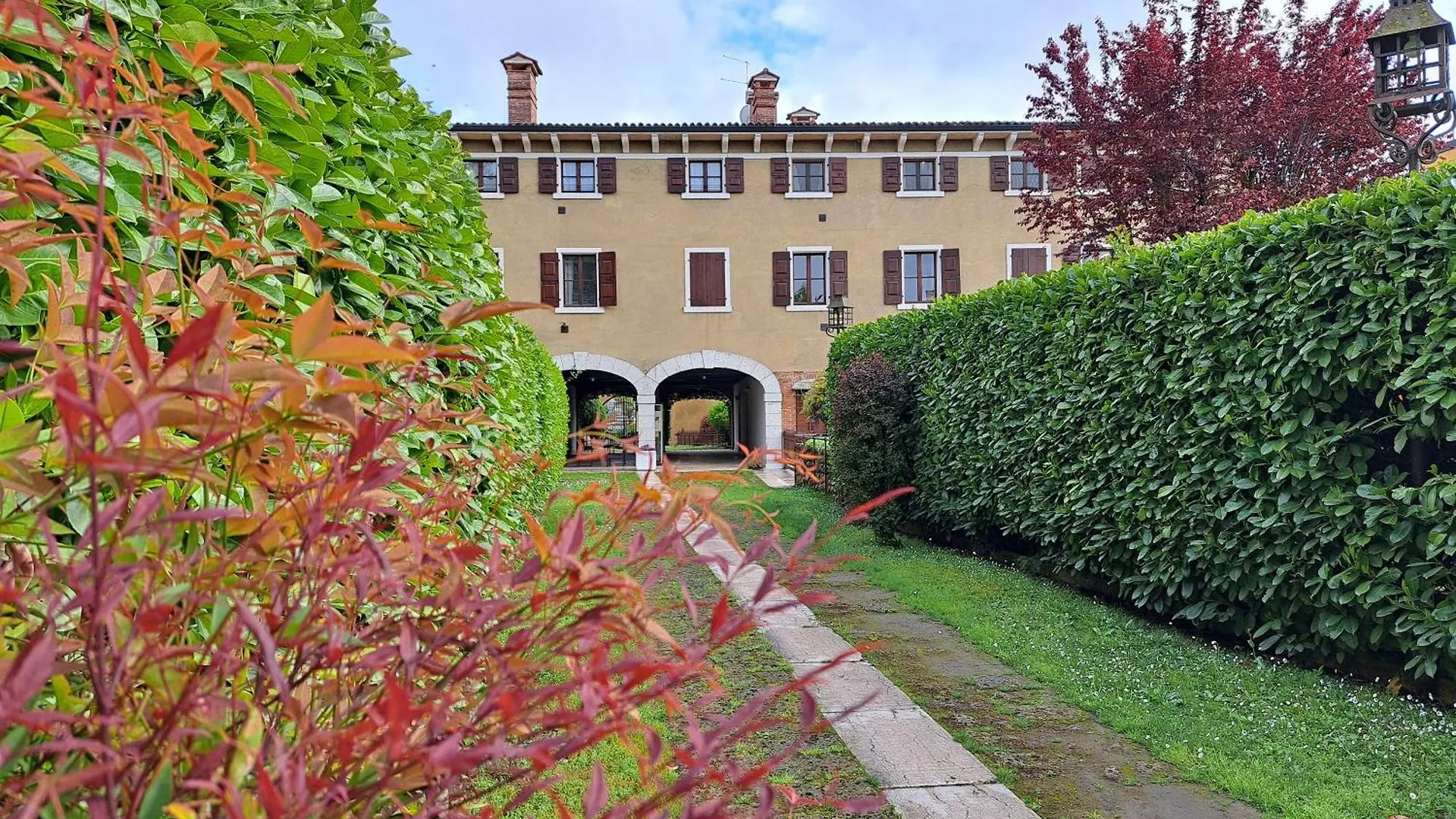 Corte Violeti Il Brolo Pescantina 0*,  Italy